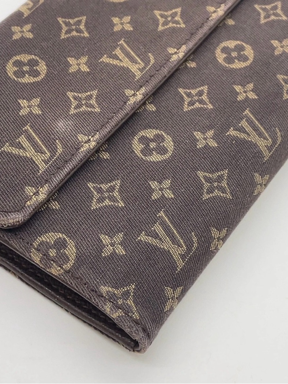 Auth Louis Vuitton Monogram Mini
Lin Portefeuille Sarah - Picture 6 of 15